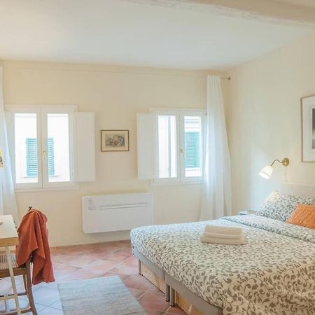Apartamento Cozy Macci Flat 4 People Near Santa Croce Square Florencia Exterior foto